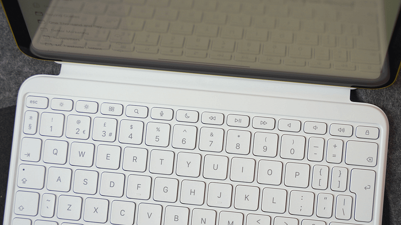 Function keys on the Magic Keyboard Folio